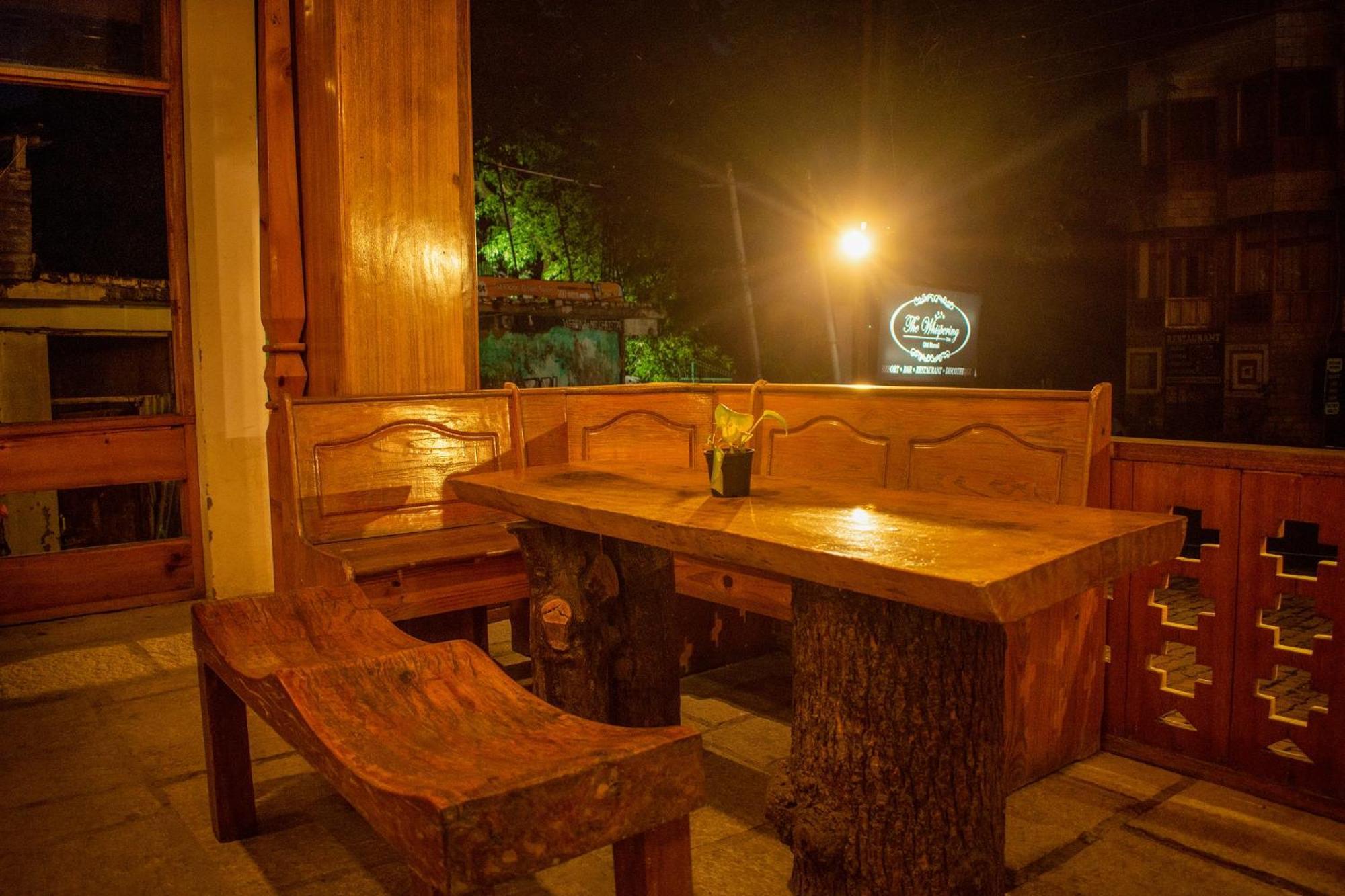 The Whispering Inn Resort And Bar Манали Экстерьер фото